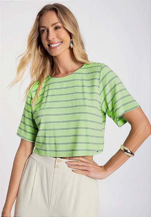 Blusa cropped ampla em malha listrada