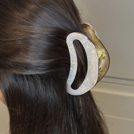 Prendedor Acetado + Metal G Perolada