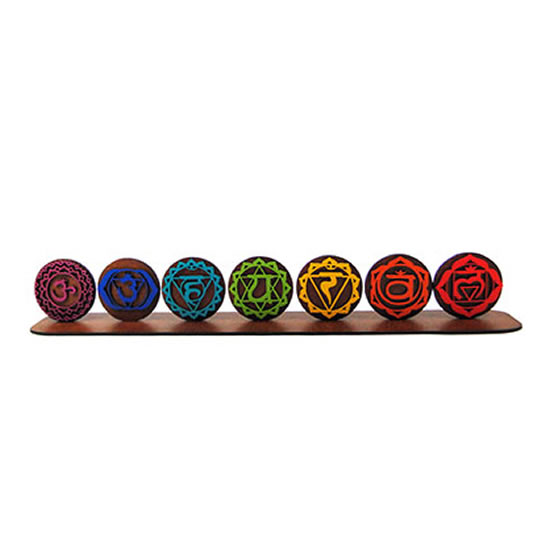 Base em Madeira com 7 Chakras (40cm)