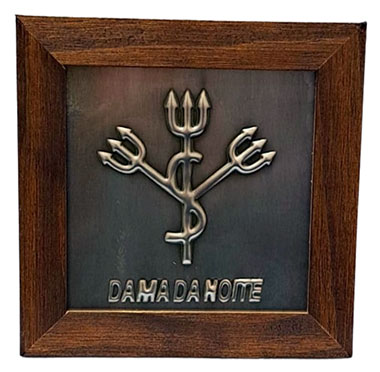 Quadro Dama da Noite em Aço e Madeira (16cm)