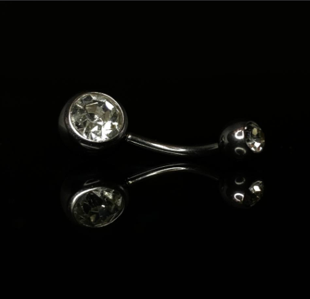 Piercing Bananabell com ponto de luz