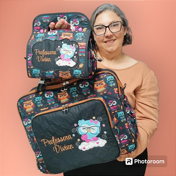 Bolsa com divisões e nécessaire dupla