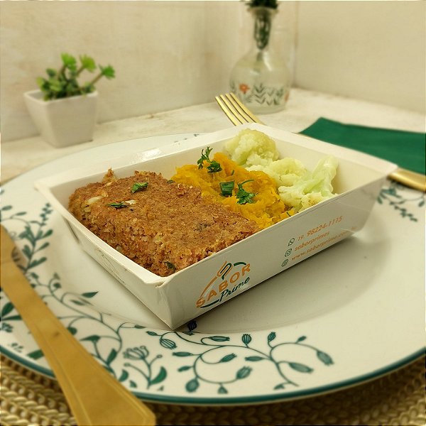 Kibe de carne assado + Purê de Cabotiá + Couve flor