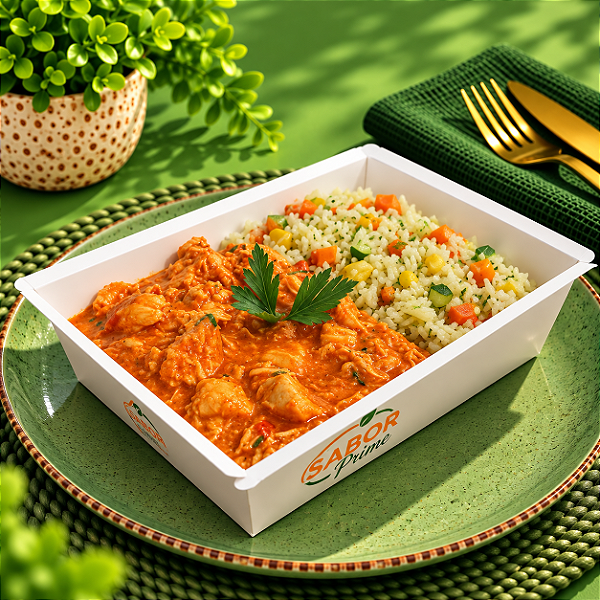 Strogonoff de frango zero lácteo + Arroz de couve flor a grega