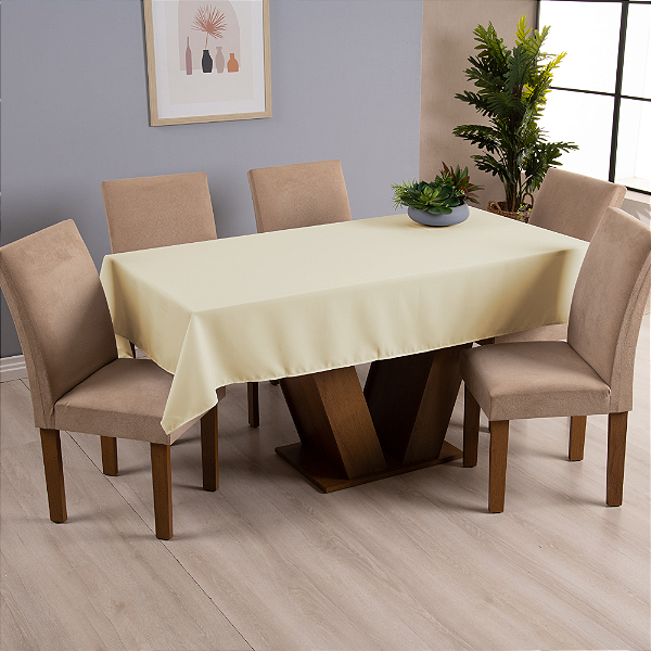Toalha de Mesa Basic 1 Peça 2,00m x 1,40m 6 Lugares 100% Poliéster Tecido Oxford Palha