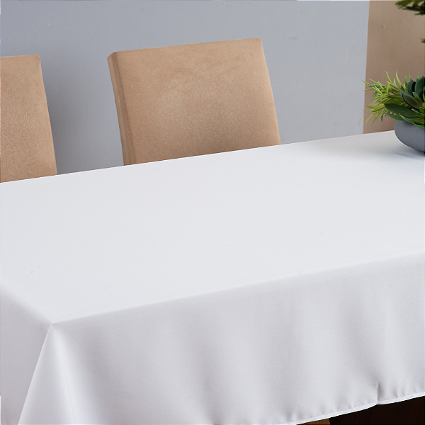 Toalha de Mesa Basic 1 Peça 2,50m x 1,40m 8 Lugares 100% Poliéster Tecido Oxford Branco