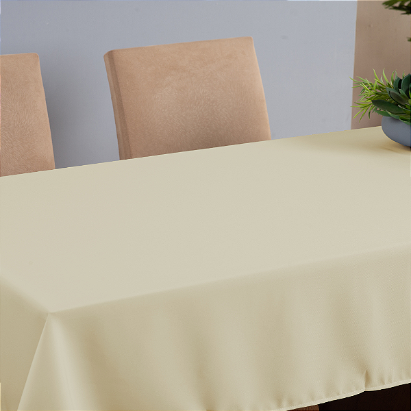 Toalha de Mesa Basic 1 Peça 2,50m x 1,40m 8 Lugares 100% Poliéster Tecido Oxford Palha