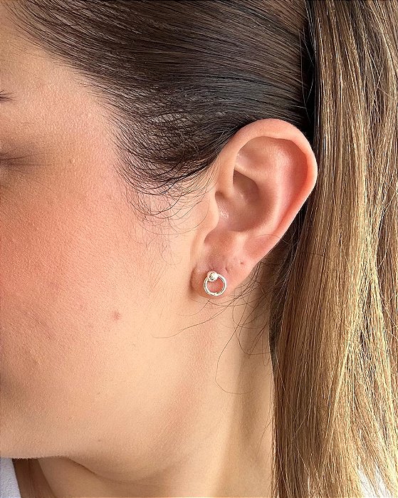 Brinco em Prata Bola Vazado