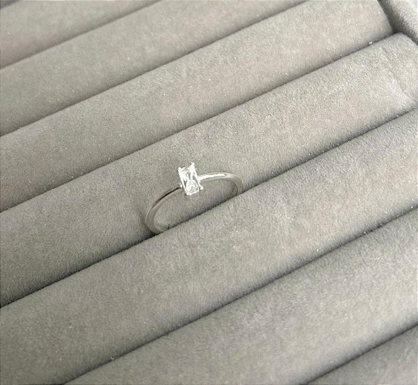 Anel em Prata Pedra Retangular