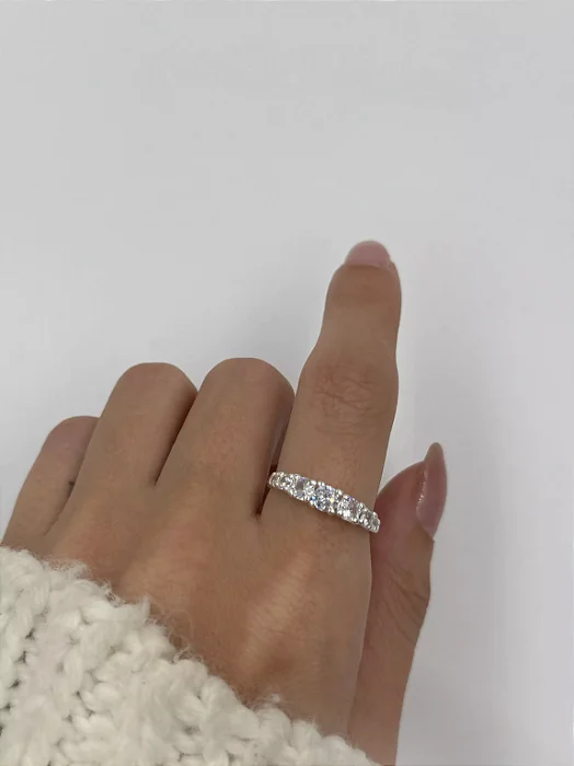 Anel em Prata Cravejado Largo