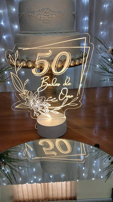 Luminaria personalizada em acrílico