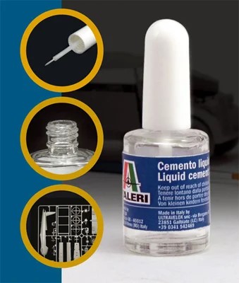 COLA ITALERI pincel fino 15ml 3990P