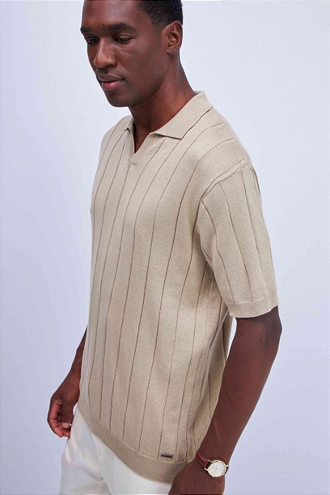 POLO SLIM VISTA SEM BOTÕES EM TRICOT LISTRADO
