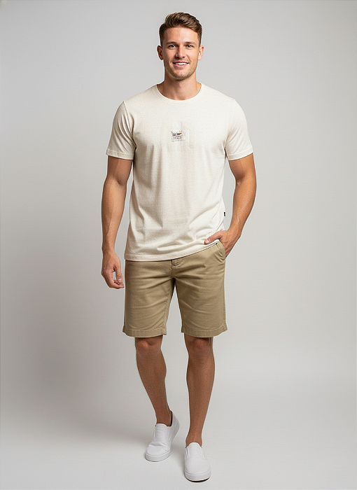 CAMISETA SLIM EM MALHA COM LINHO