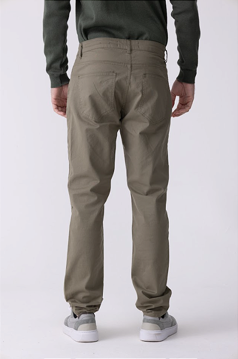 CALÇA COMFORT COLOR FIVE POCKETS EM SARJA COM ELASTANO