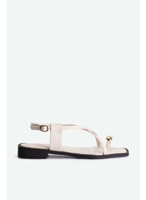 SANDALIA VANUCIA TIRA TRANÇADA APLICAÇÃO DEDO