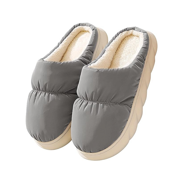 Chinelo Pantufa Nuvem Azul Peluciada