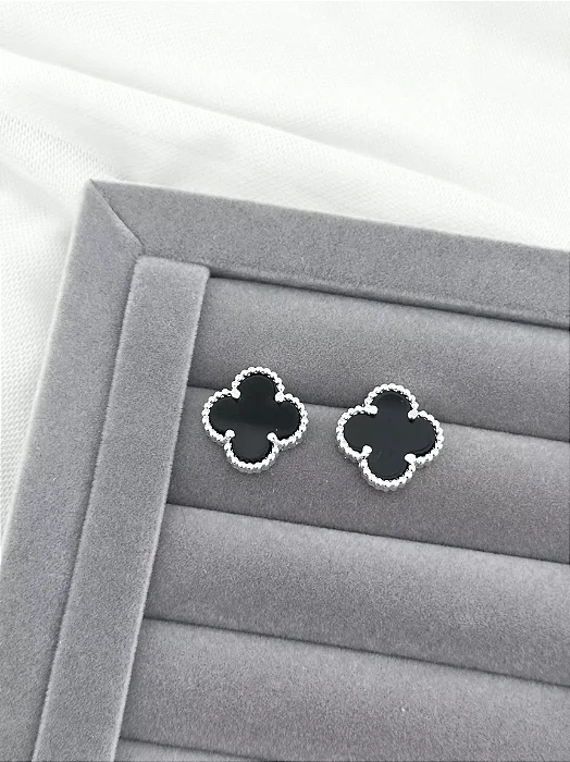 Brinco Virginia preto