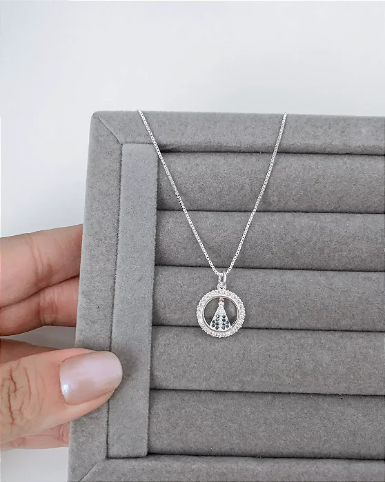 Colar nossa senhora cravejado