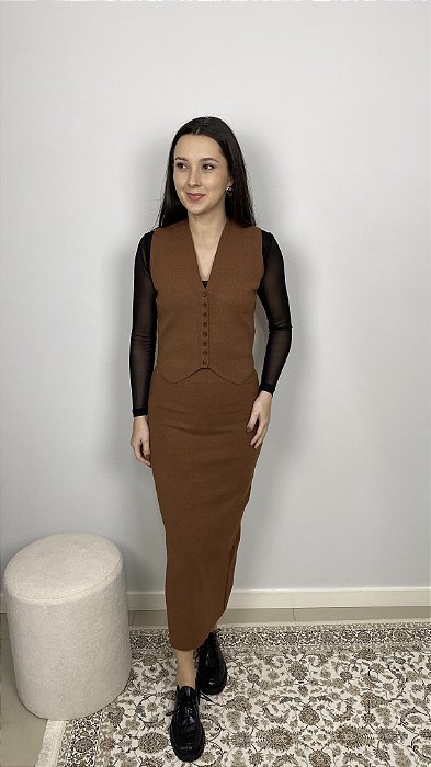 Conjunto Saia Lápis e Colete Liso