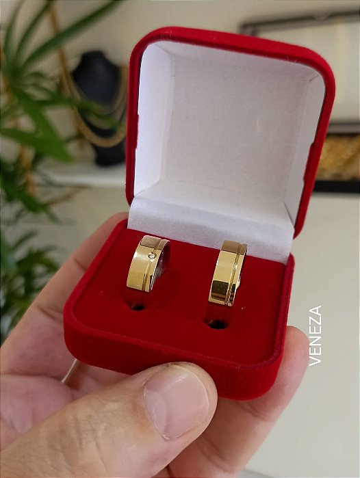 Par de Alianças 6mm Friso + Pedra