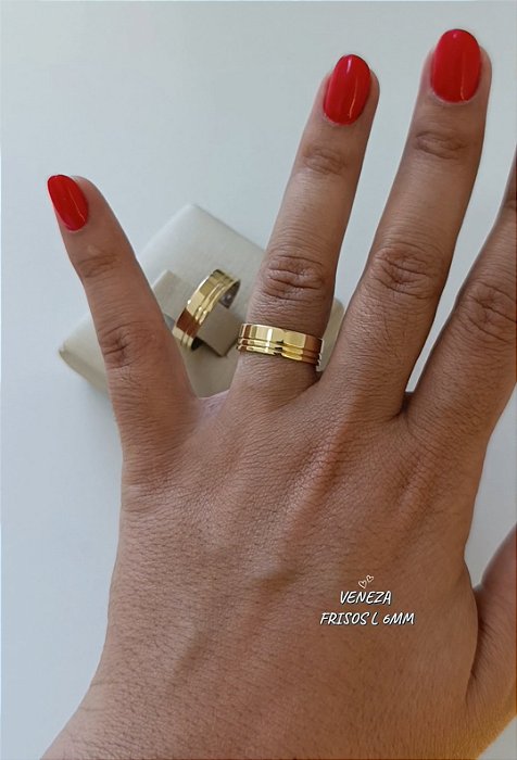 Par de Alianças 6mm Frisos Laterais