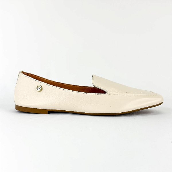 MOCASSIM FEMININO EM COURO LISO 348