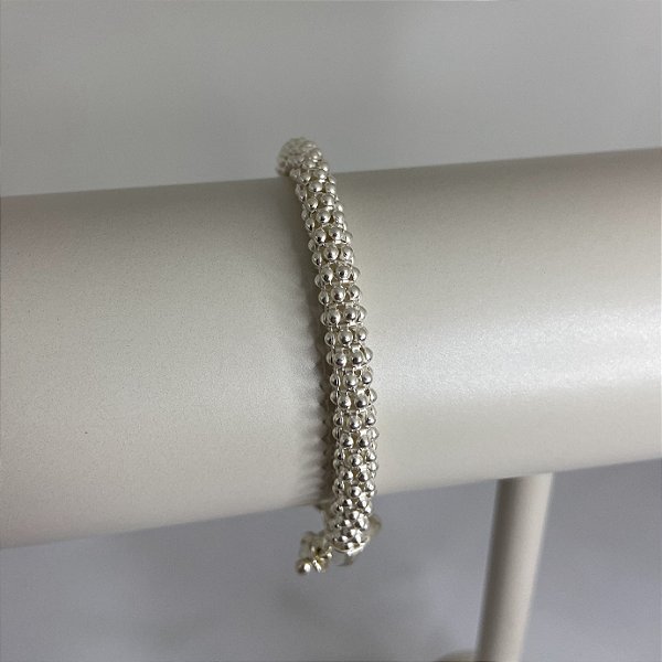 Pulseira de Bolinhas em Prata 925: Delicadeza e Estilo em Seu Pulso