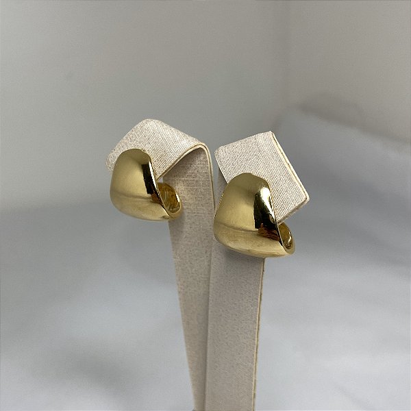 Brinco Curvado Grosso Liso - Banhado a Ouro 18k