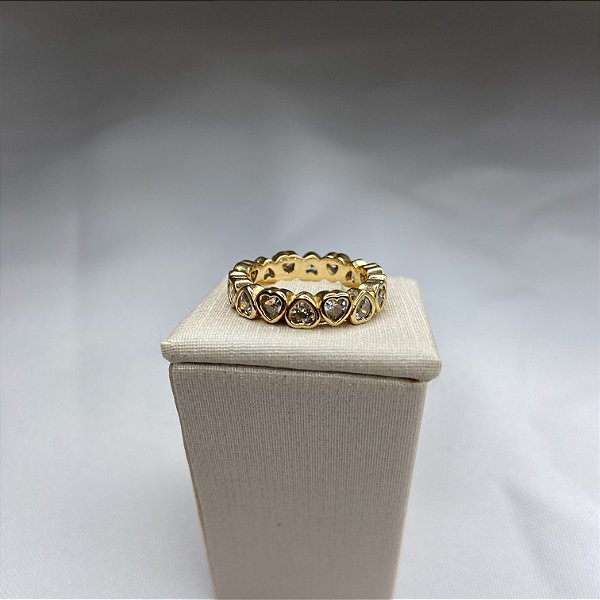 Anel Completo de Corações com Zircônias