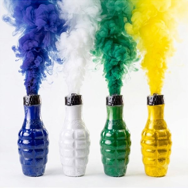 Fumaça Colorida Torcida E Festas Cores Do Brasil Unidade