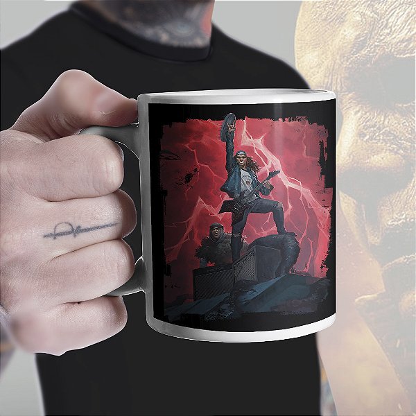 Caneca Cilíndrica Eddie Munson Rockin The Upside Down Stranger Things Hellfire Club Rock And Roll Branca