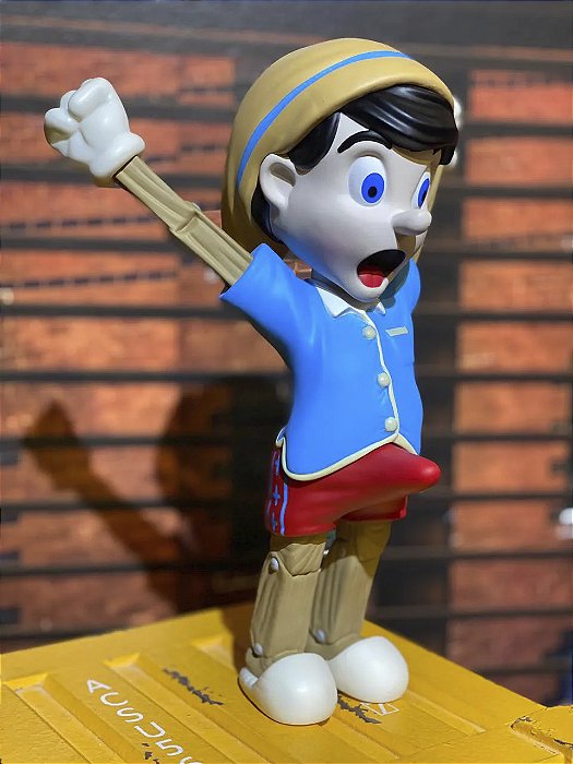 Estátua Colecionável Pinóquio Roupa De Dormir Azul Pinocchio a Wood Awakening Minght Jaxx 25 cm