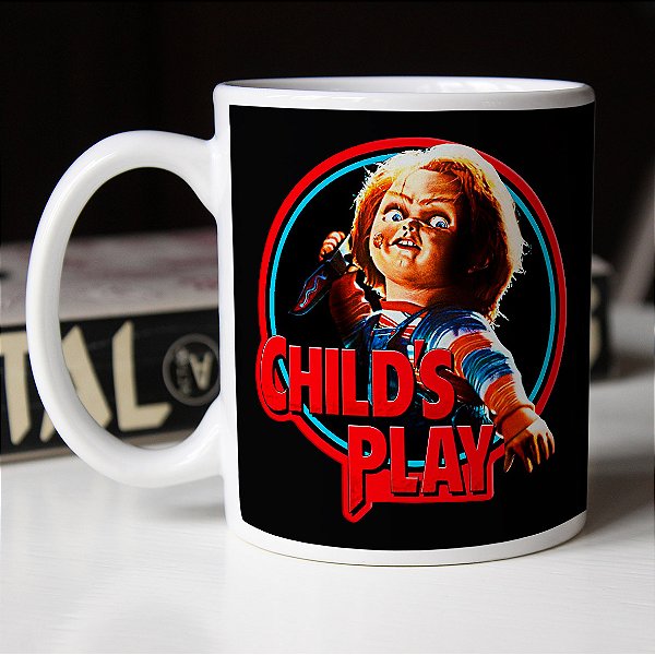 Caneca Cilíndrica Child's Play Chucky Faca Brinquedo Assassino Terror Branca