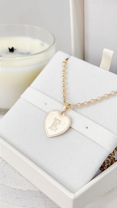 Colar Personalizado com Pingente Elo Portugues de Coração - Banho de Ouro 18k