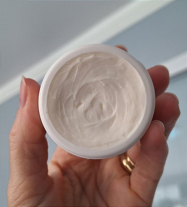 CREME REGENERADOR PARA OS PÉS 50G