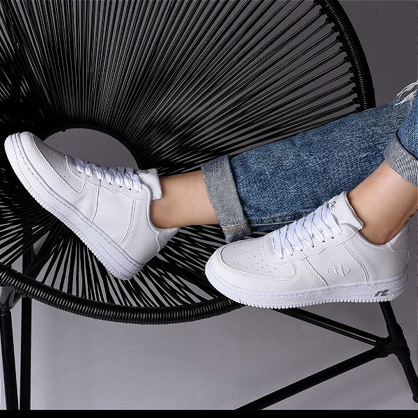 Tênis Estilo Retrô Sneaker Runway Sportwear Feminino - Branco