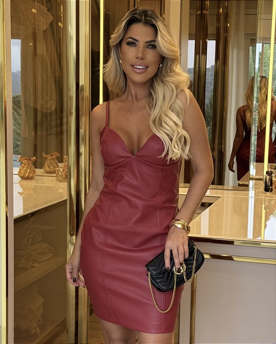 Vestido Curto com Alcinhas Reguláveis