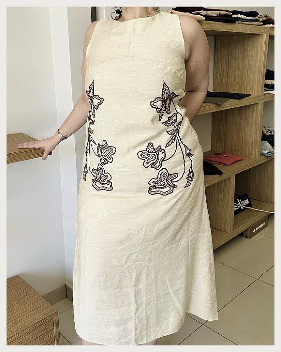 Vestido Brisa Bordado