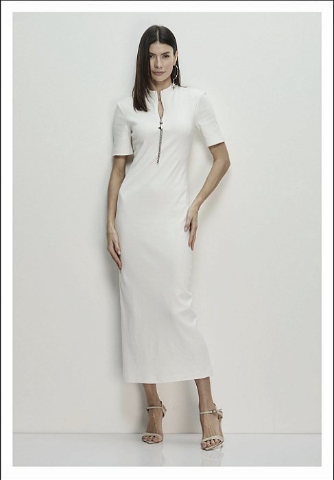Vestido Malha Canelada Gola Alta com Zíper