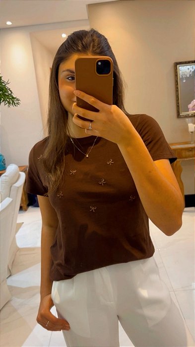 Camiseta Laços Marrom