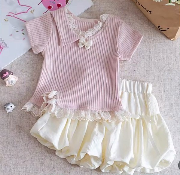 Conjunto Infantil Rosé com Renda – Blusinha Canelada + Shorts Bloom