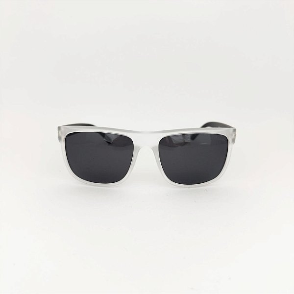 Facet transparente com preto