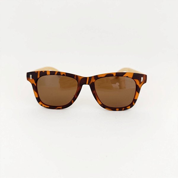 Oxiom tartan com madeira clara