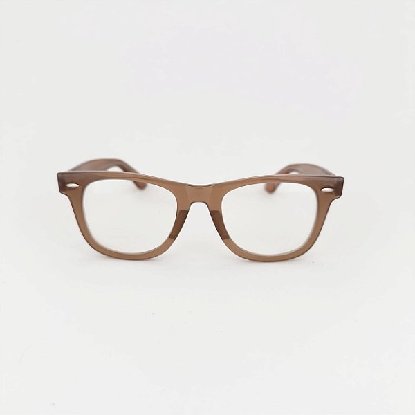 Grau Olli marrom claro