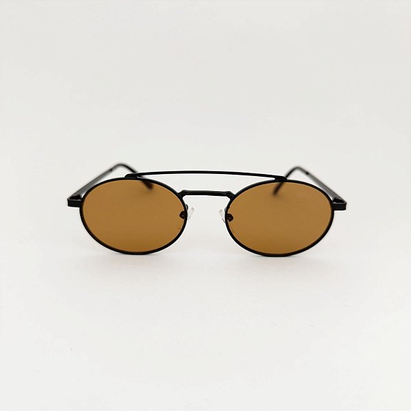 Horus preto com marrom