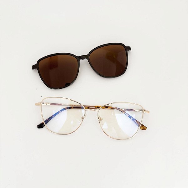 Grau + Solar Veva dourado com tartan