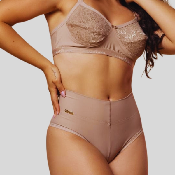 Cinta Macyana { UN }