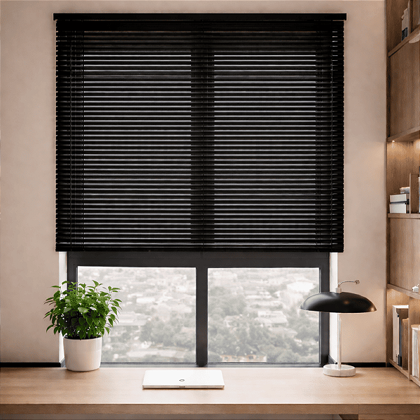 OUTLET Persiana PVC Trilho Metálico 140larg x 140alt Preta