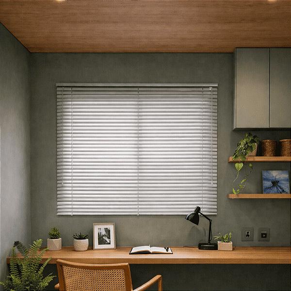 OUTLET Persiana PVC Trilho Metálico 160larg x 140alt Cinza